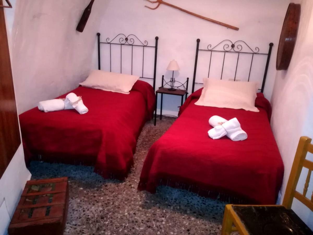 Cueva El Murallon Benamaurel 外观 照片